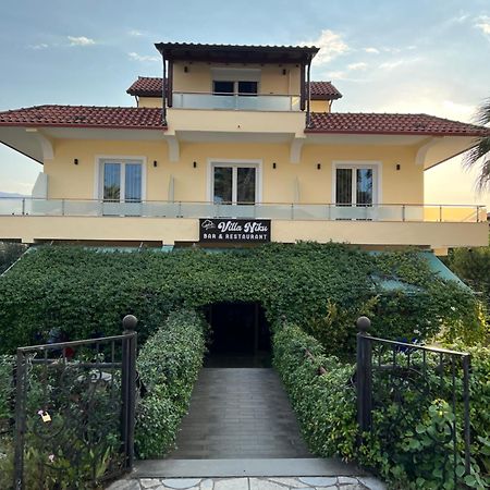Villa Niku Berat Exteriör bild