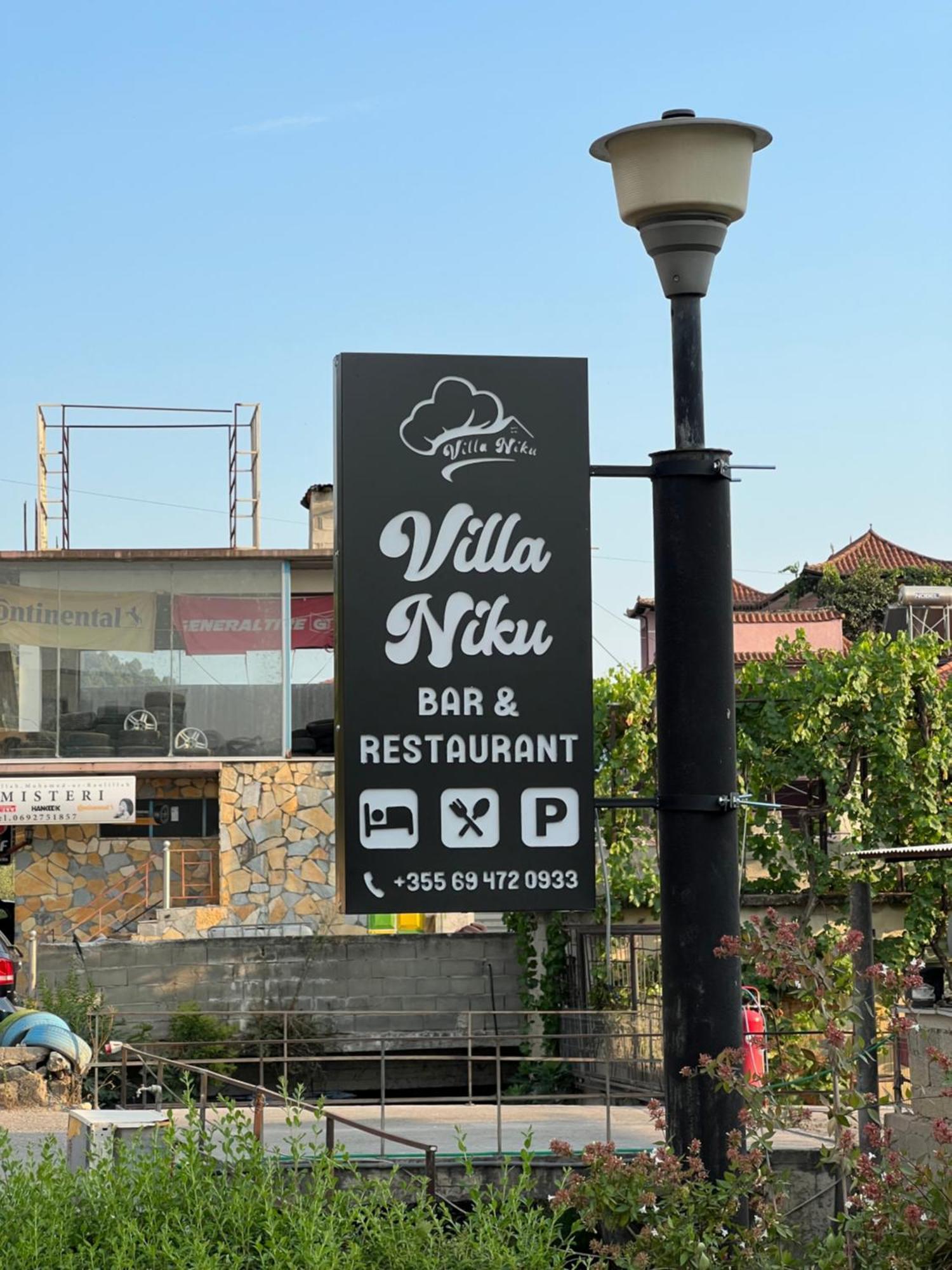 Villa Niku Berat Exteriör bild