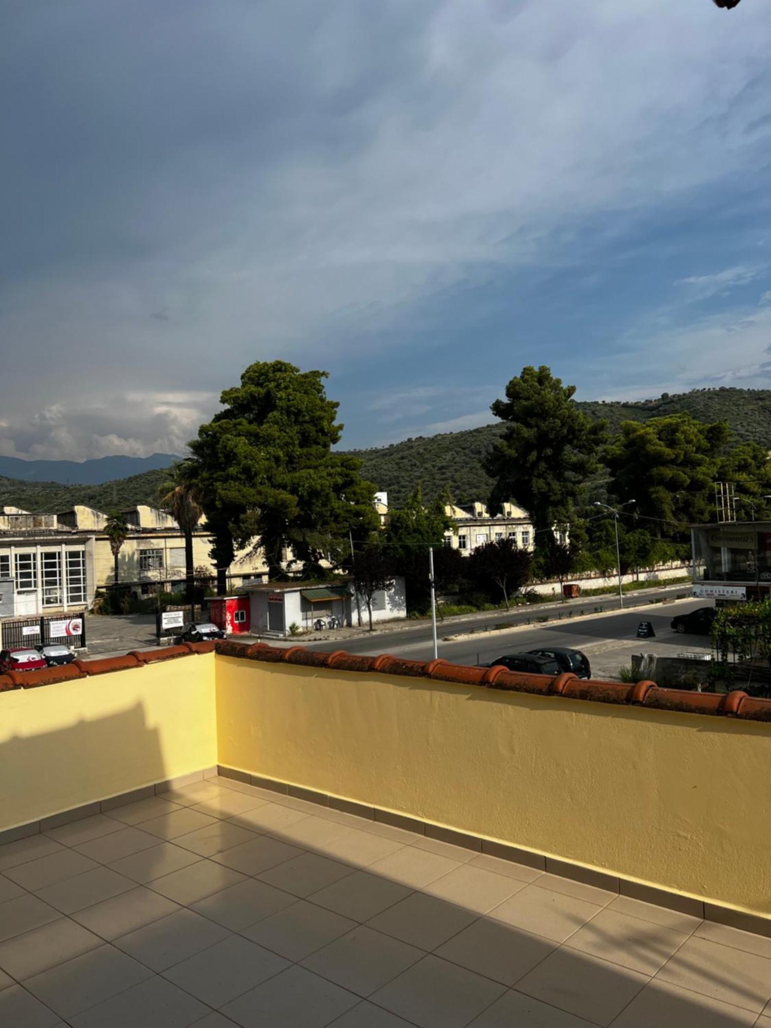 Villa Niku Berat Exteriör bild